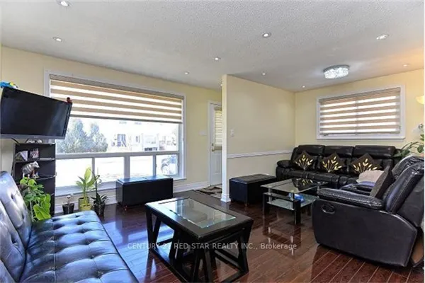 65 Newstead Crescent