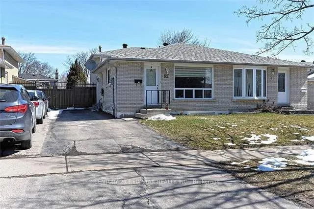 65 Newstead Crescent