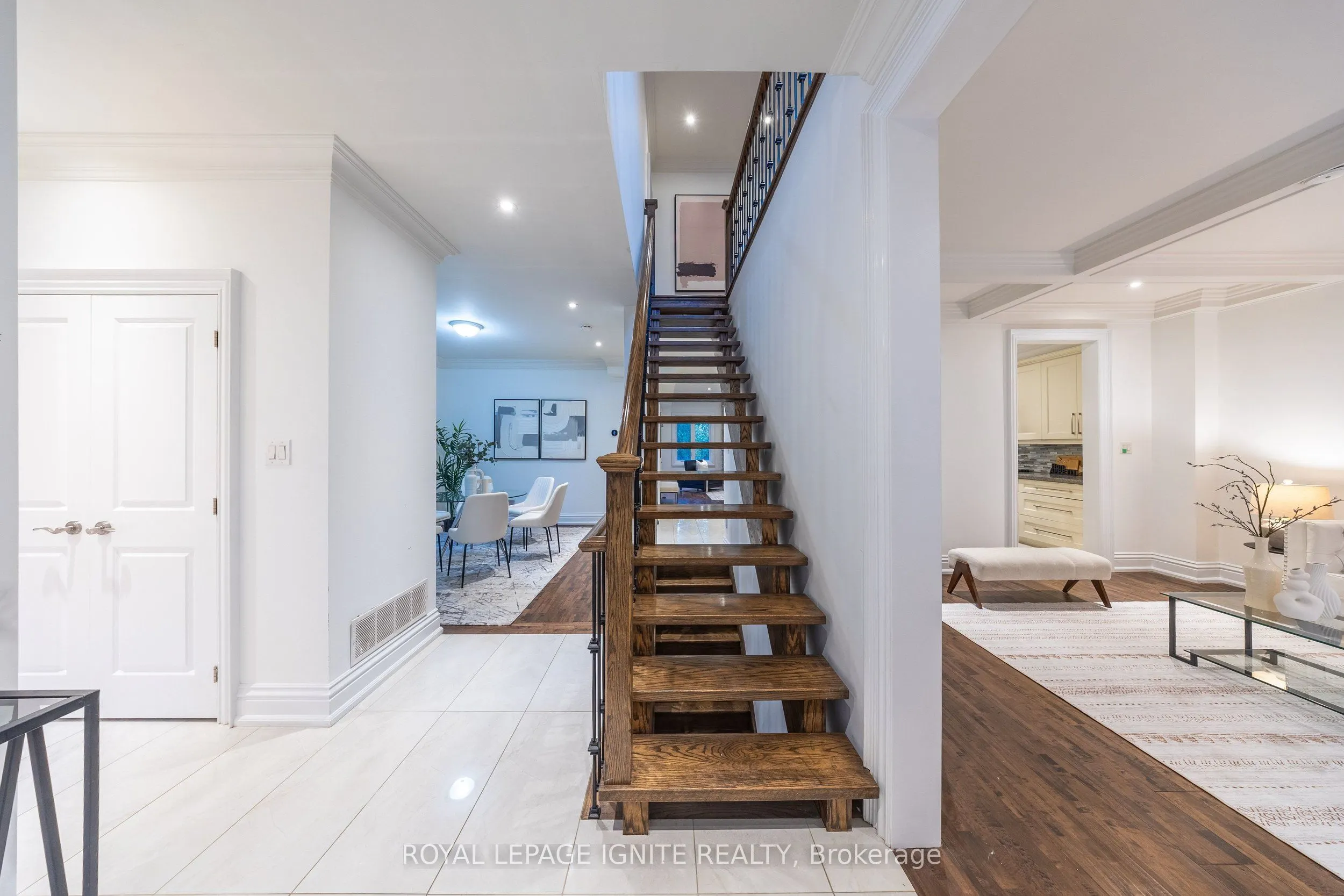 31 Jodphur Avenue