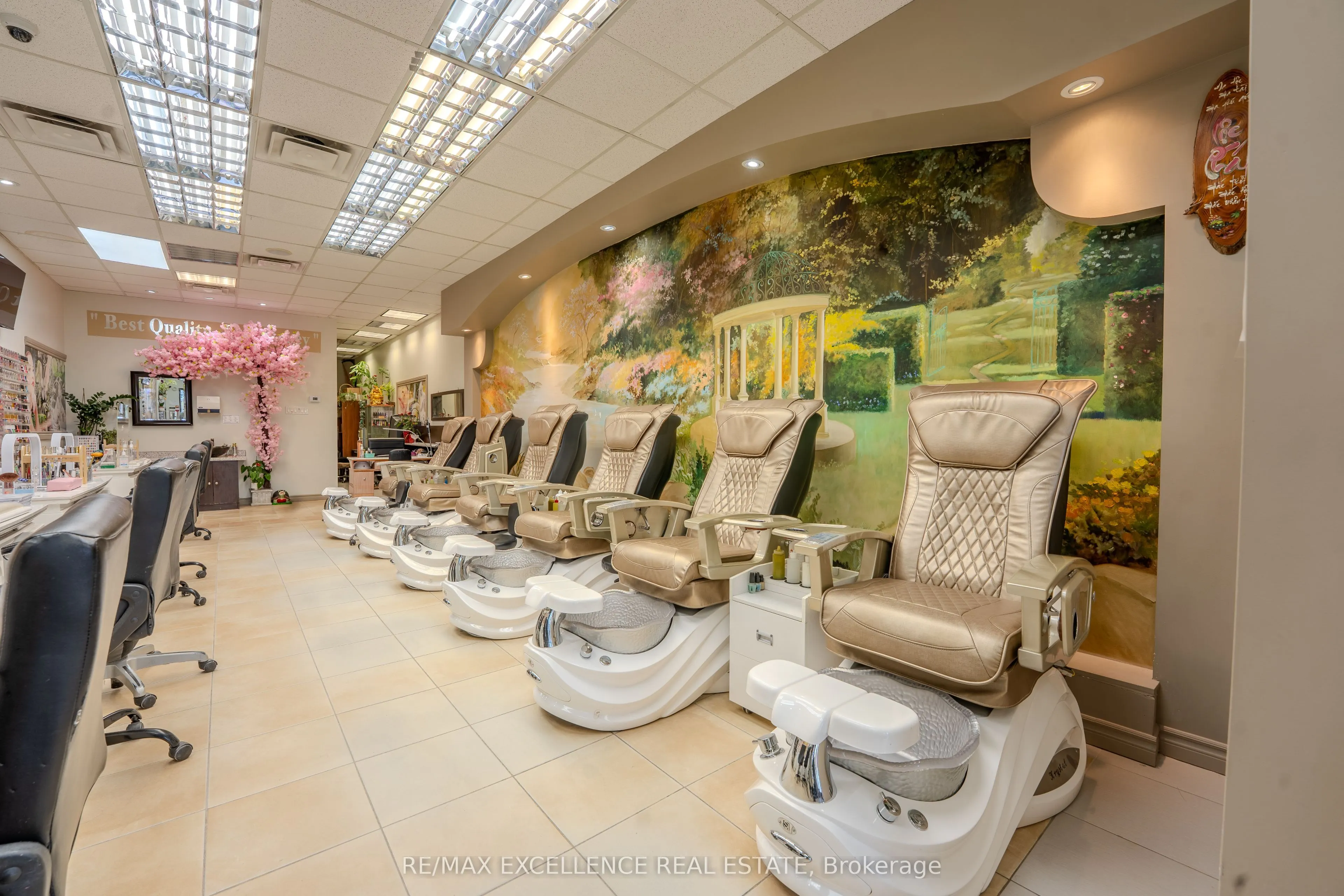 1 Steeles Avenue #11