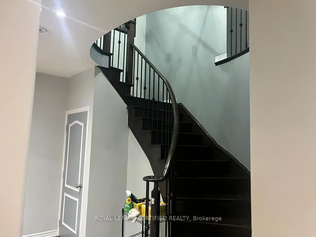 7 Richmead Road