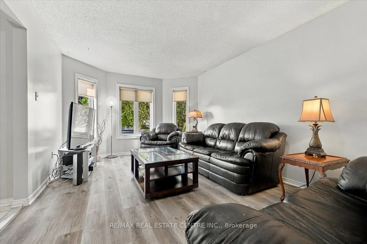 22 Birchway Place