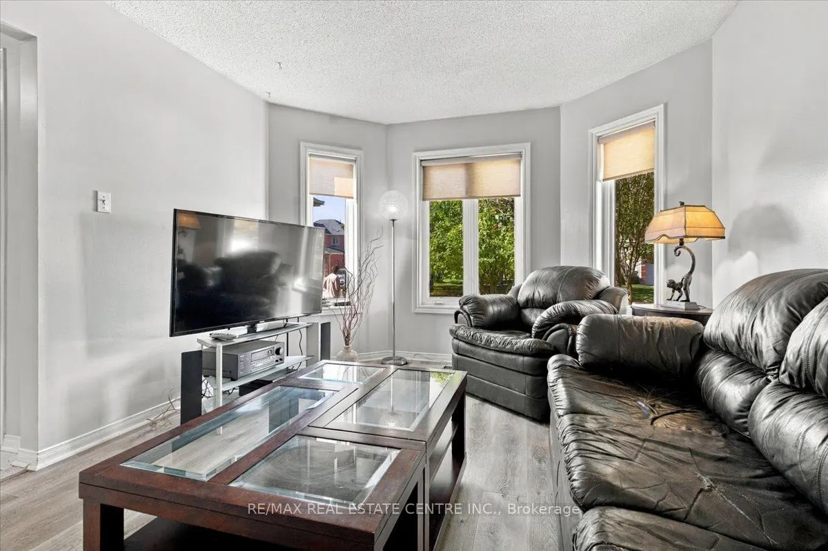 22 Birchway Place