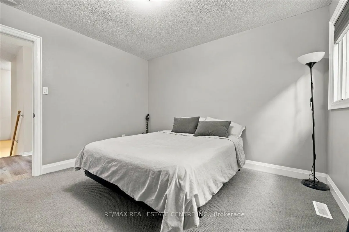 22 Birchway Place
