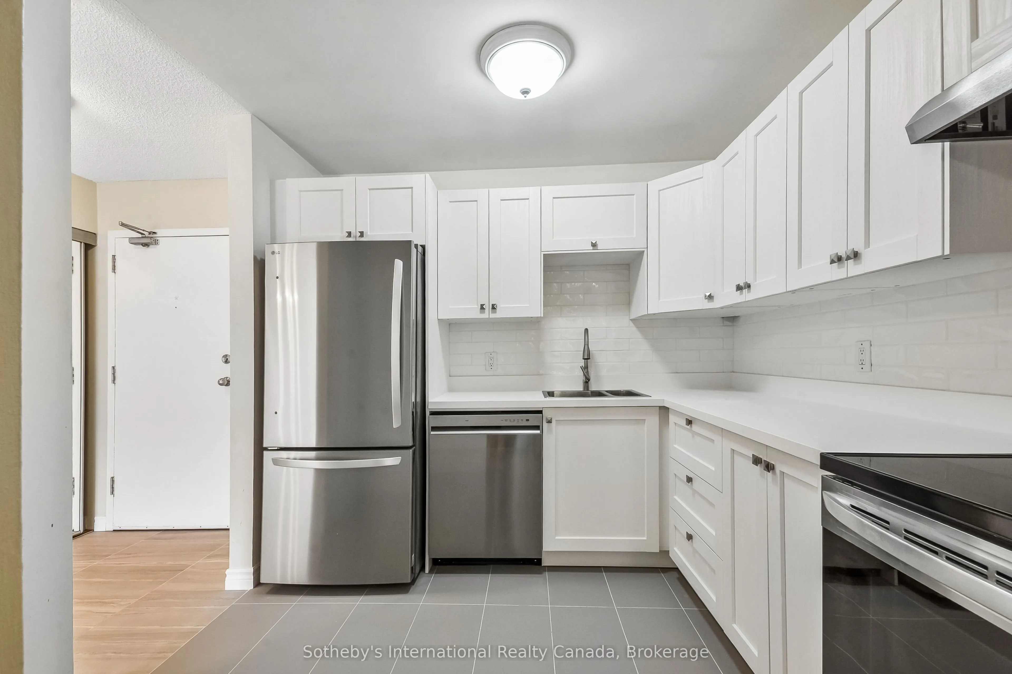 1450 Glen Abbey Gate #434