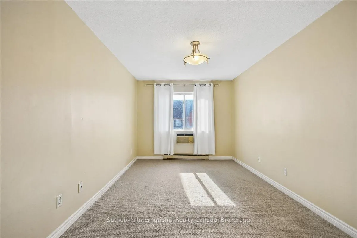1450 Glen Abbey Gate #434