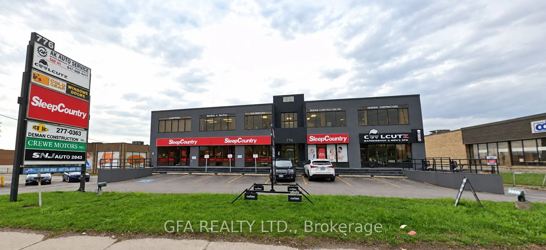 776 Dundas Street E #204