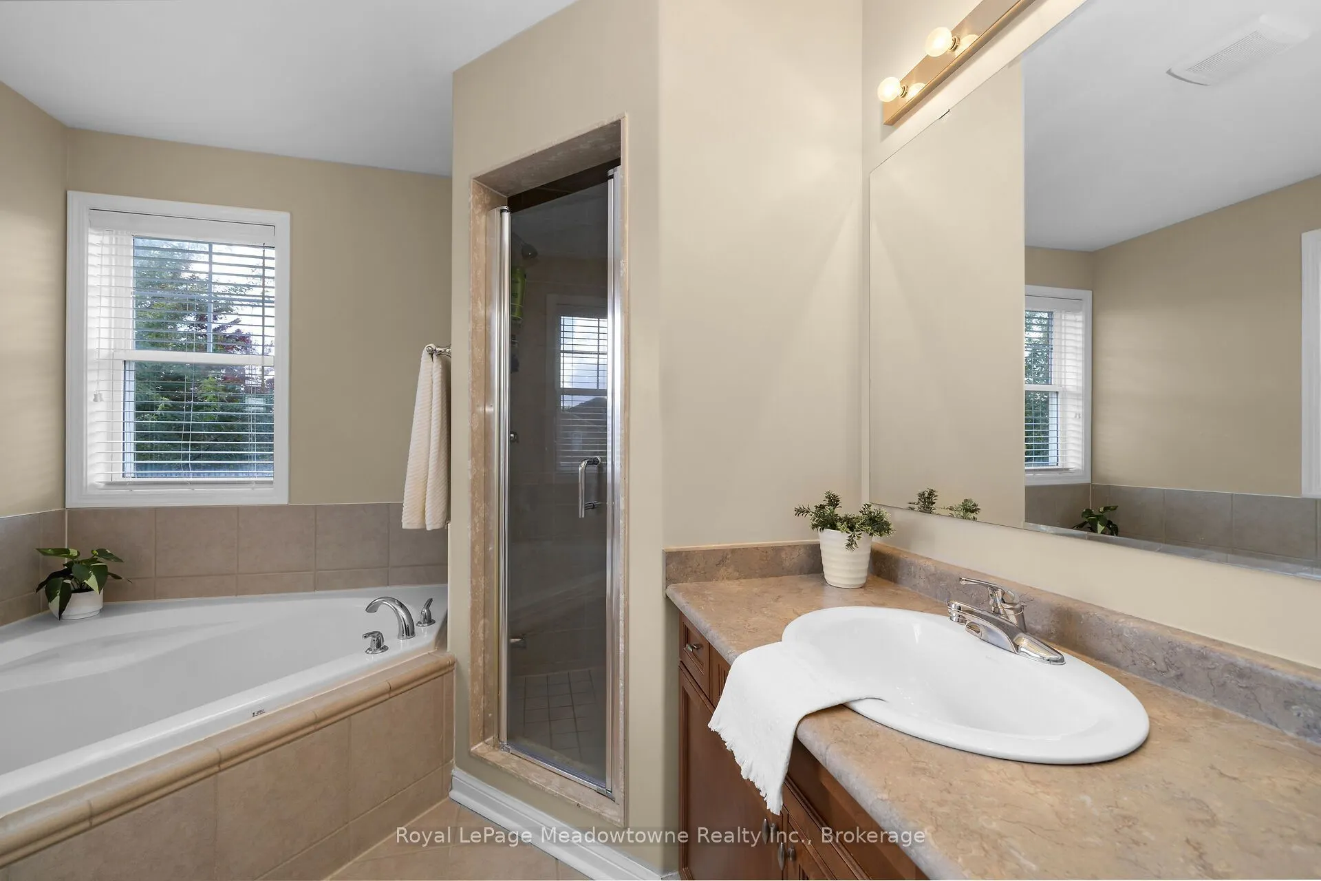 802 Stark Circle