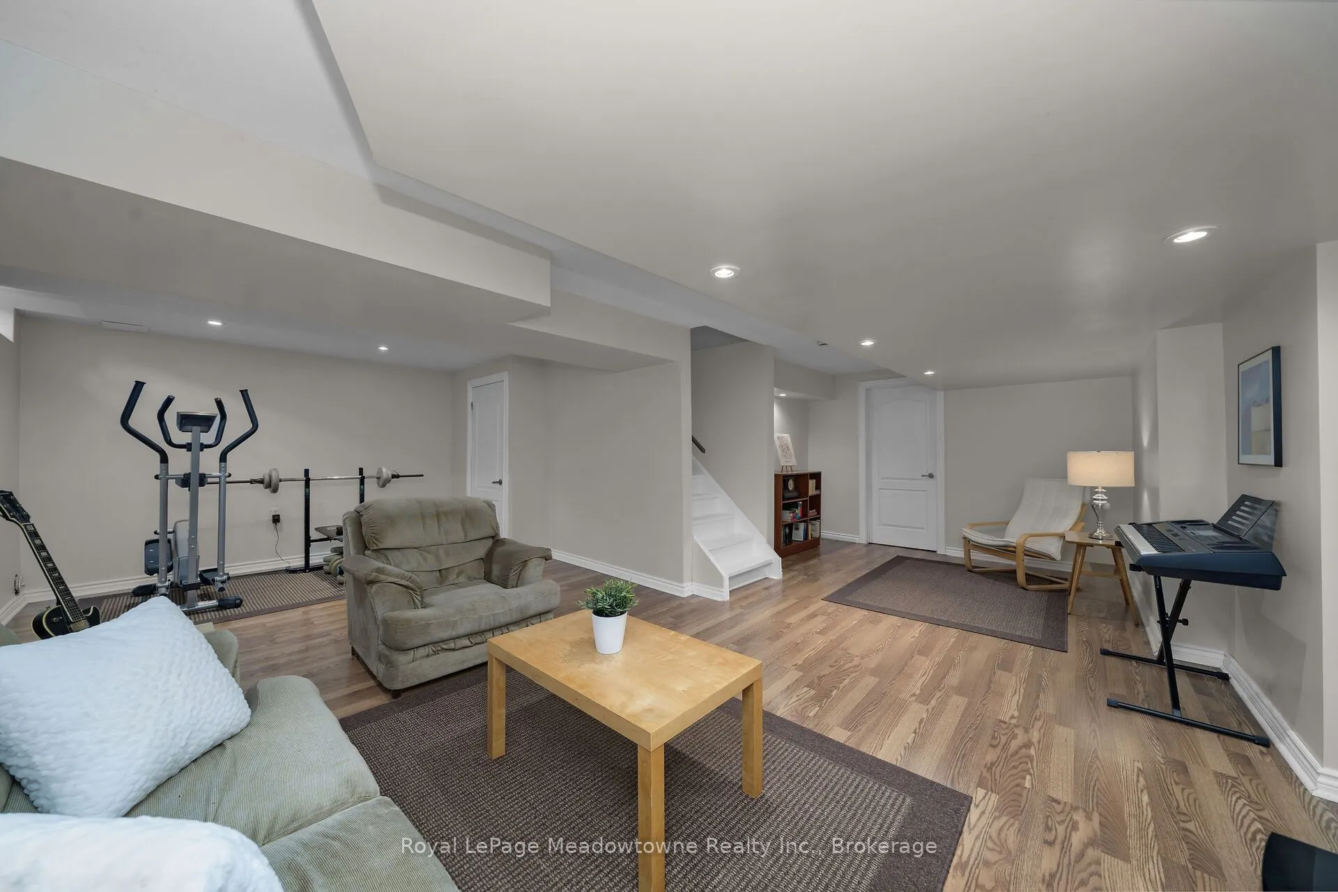 802 Stark Circle