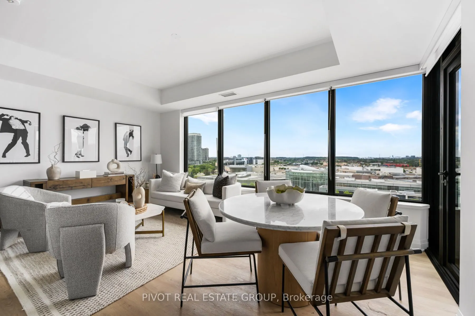 4023 The Exchange #1802