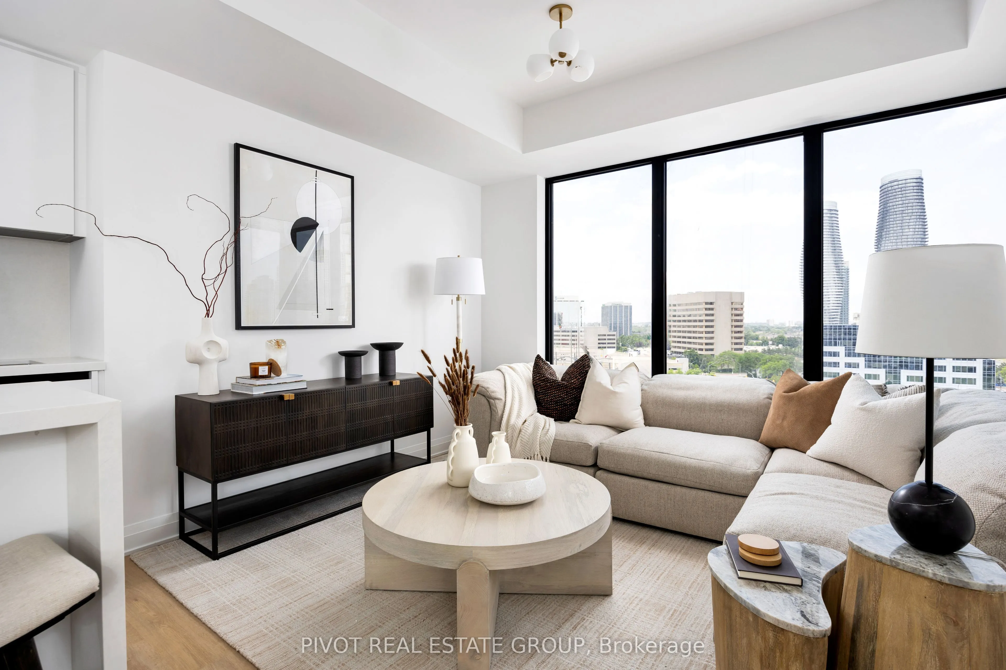 4023 The Exchange #1307