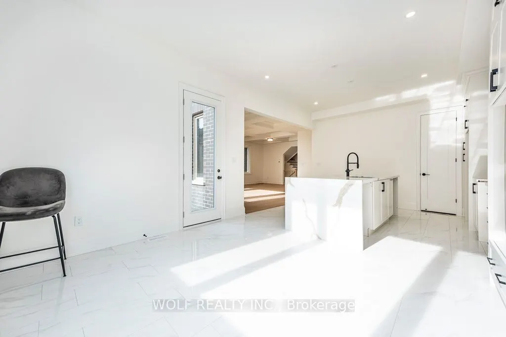 80 Jack Bowerbank Boulevard
