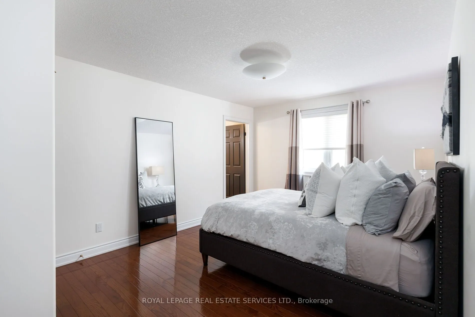 2619 North Ridge Trail