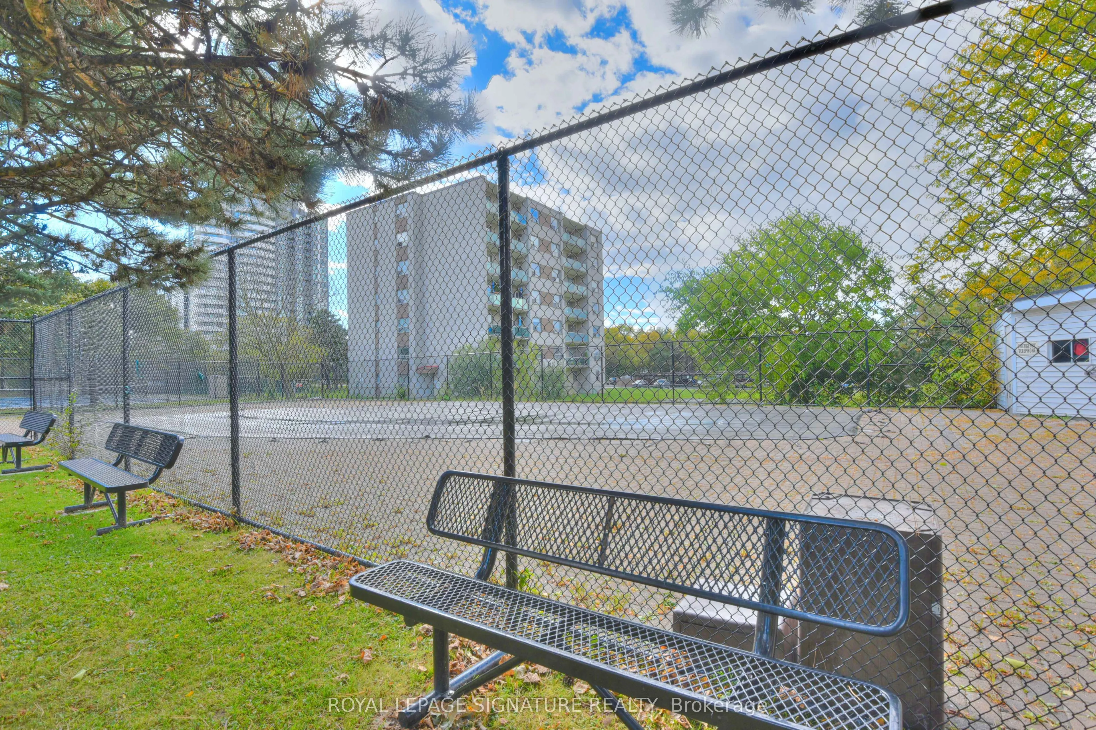 627 The West Mall #1507