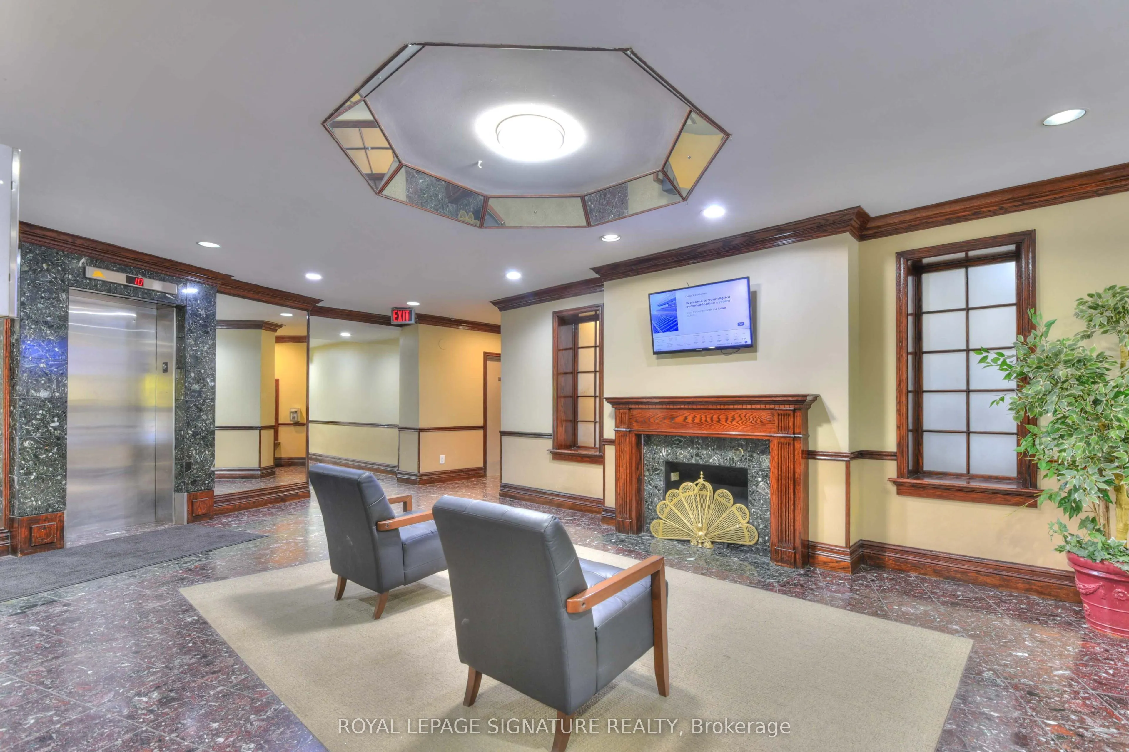 627 The West Mall #1507