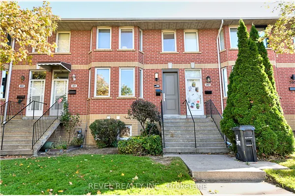 399 Perth Avenue