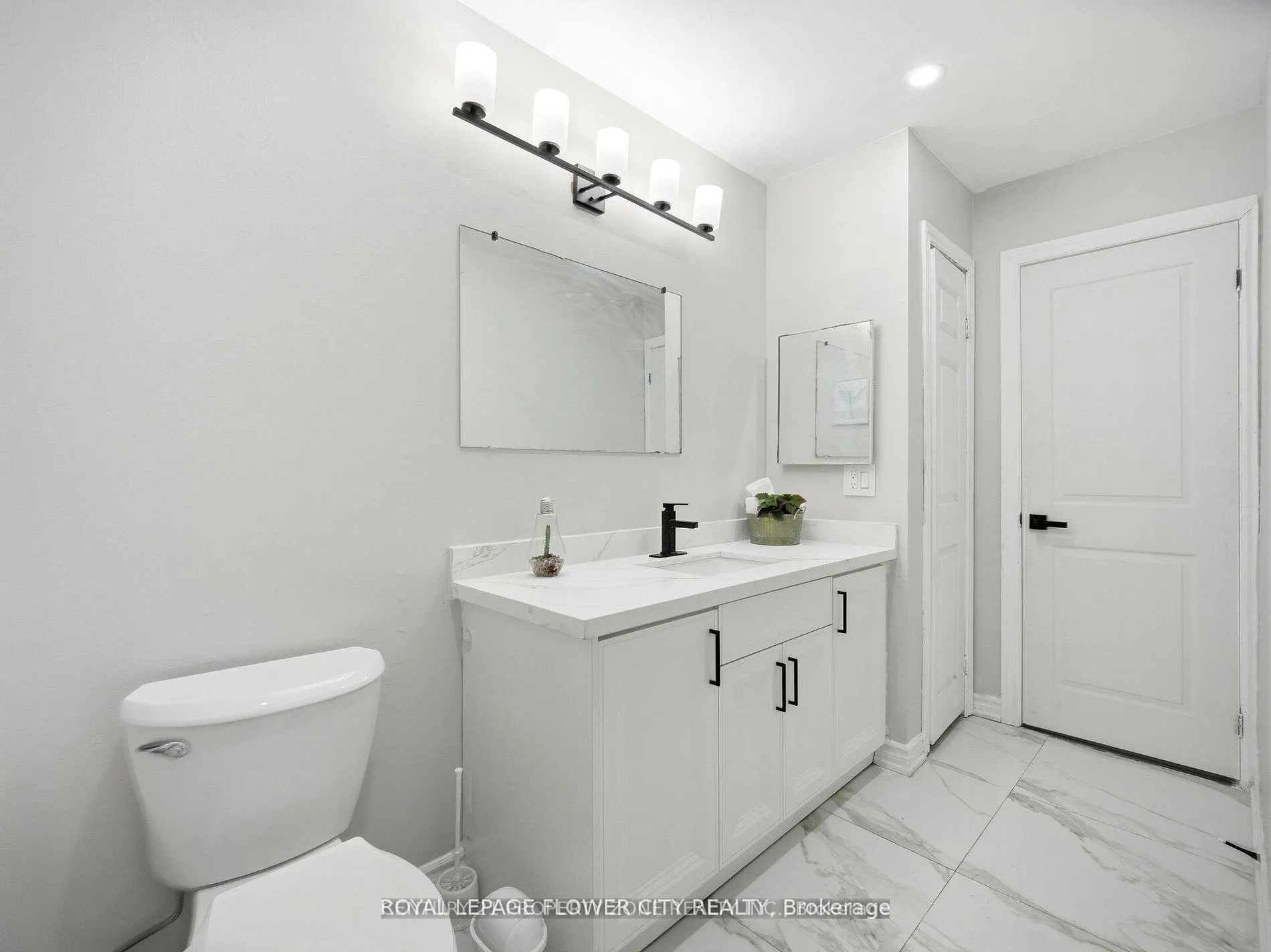 25 Abell Drive