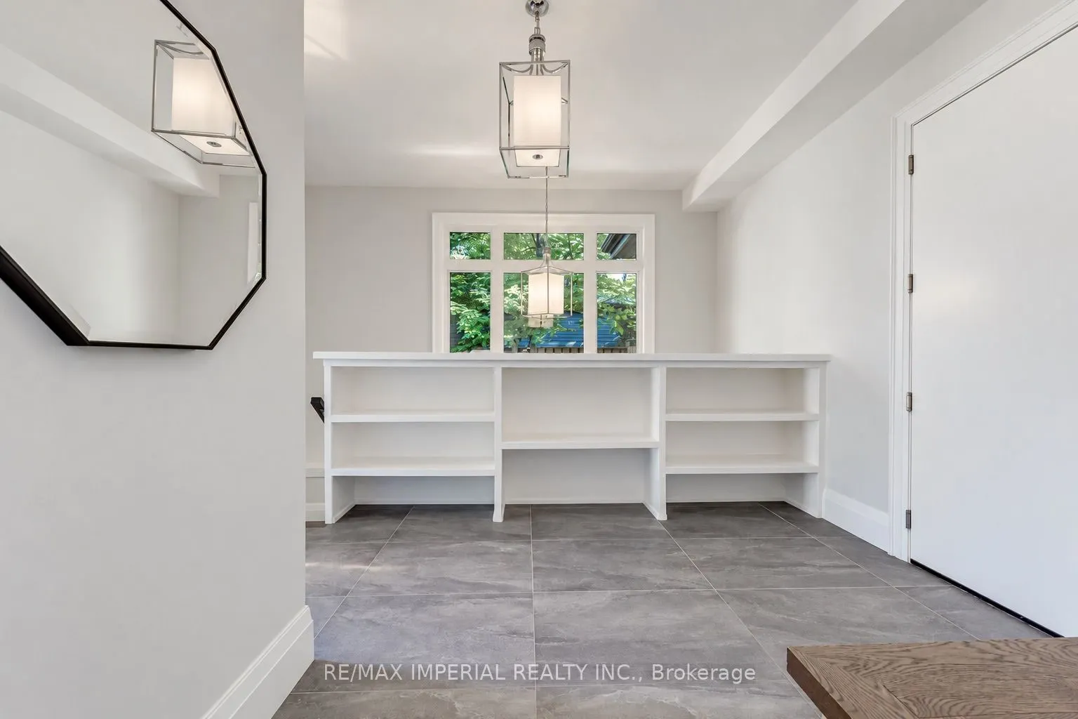 1517 Duncan Road