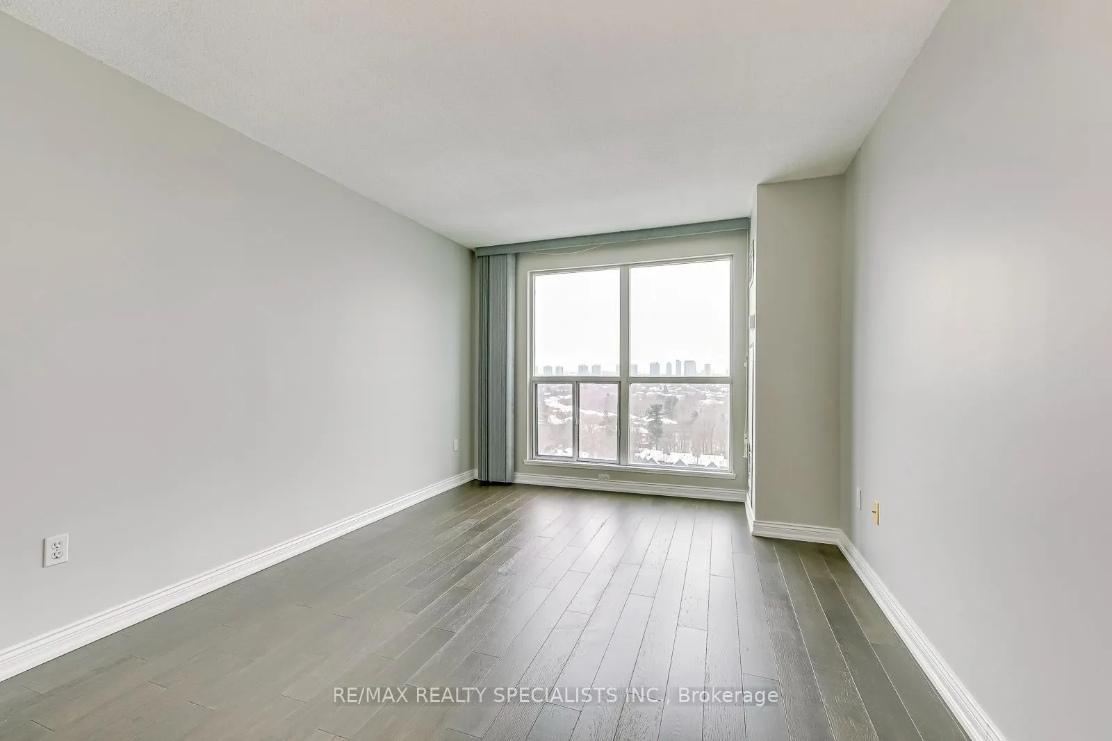 2177 Burnhamthorpe Road W #1605