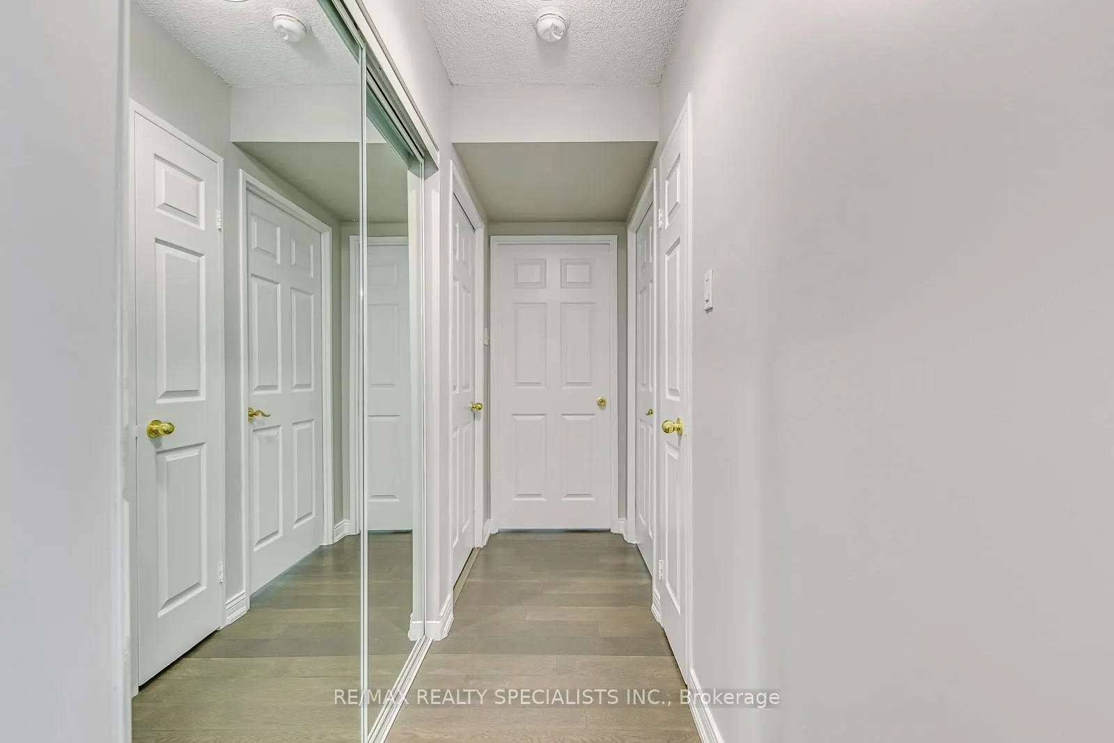 2177 Burnhamthorpe Road W #1605