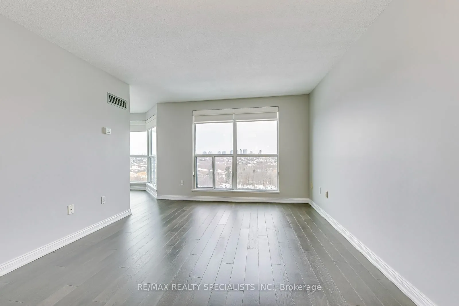 2177 Burnhamthorpe Road W #1605
