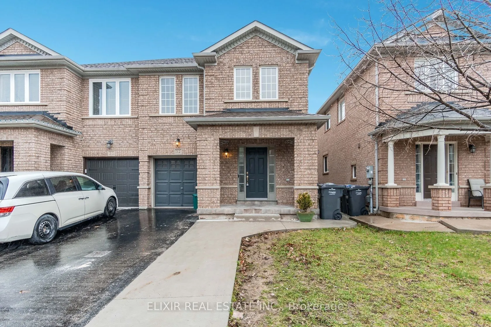 32 Trumpet Valley Boulevard