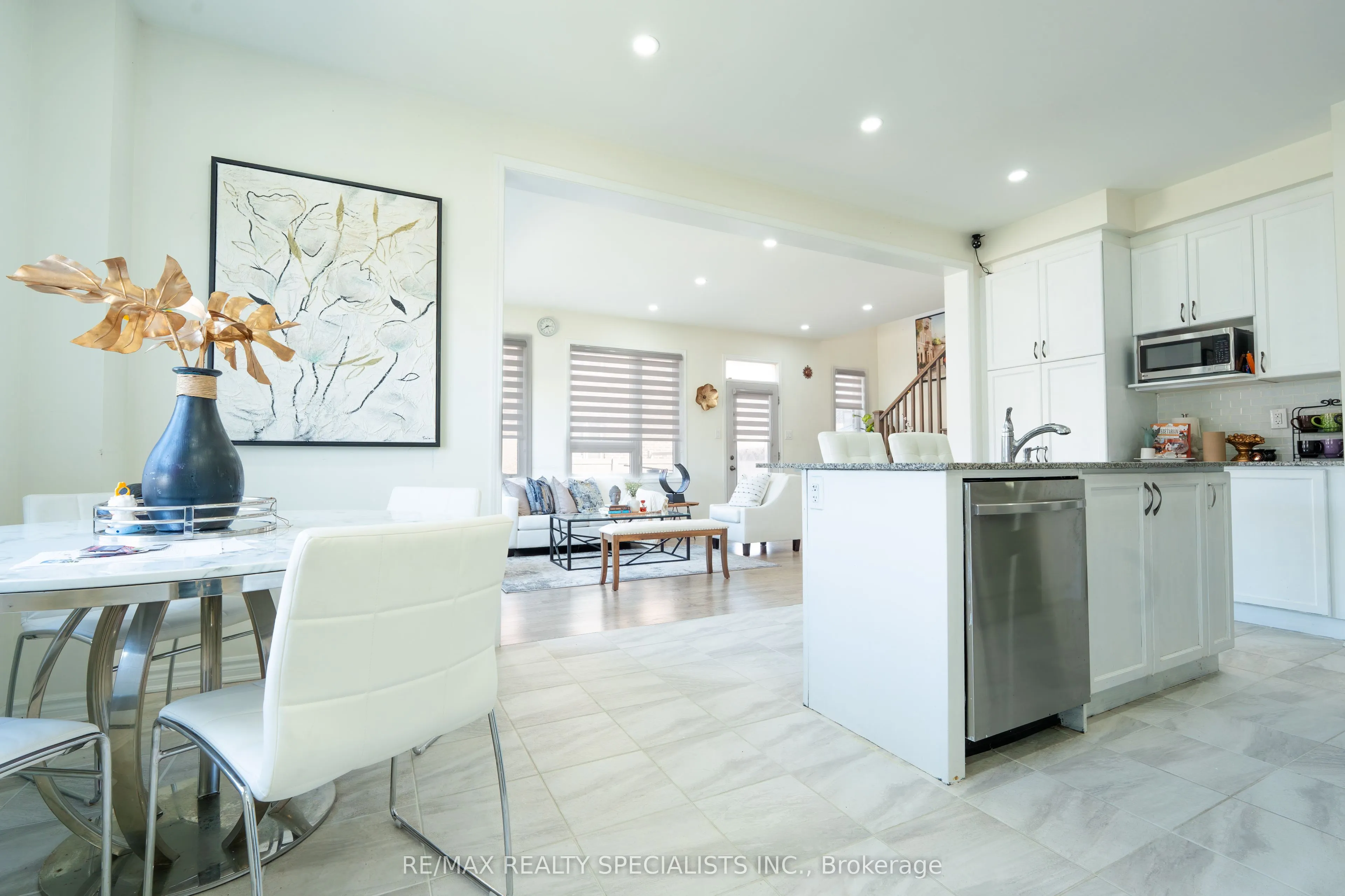 1 Boothill Drive