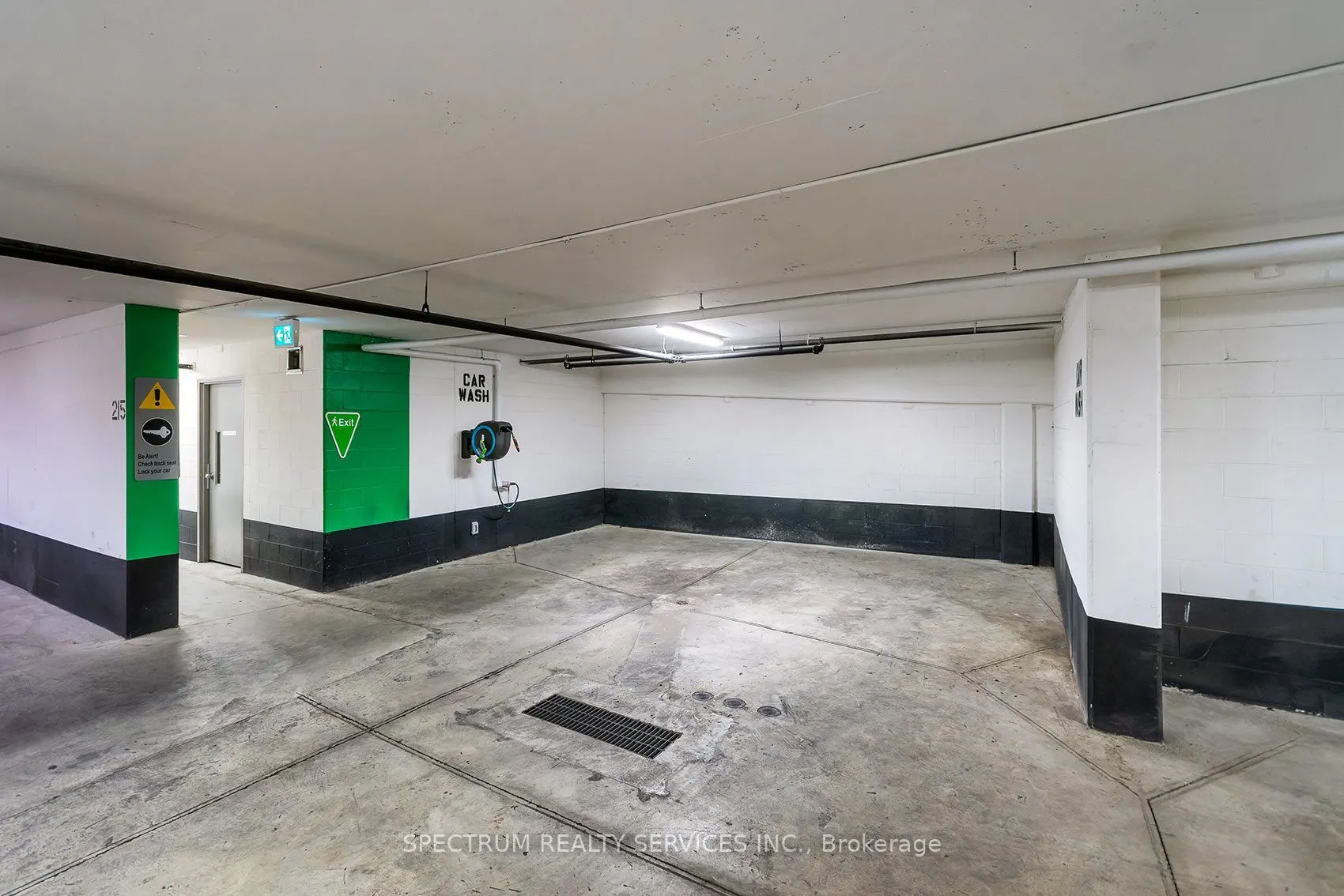 1461 Lawrence Avenue #307