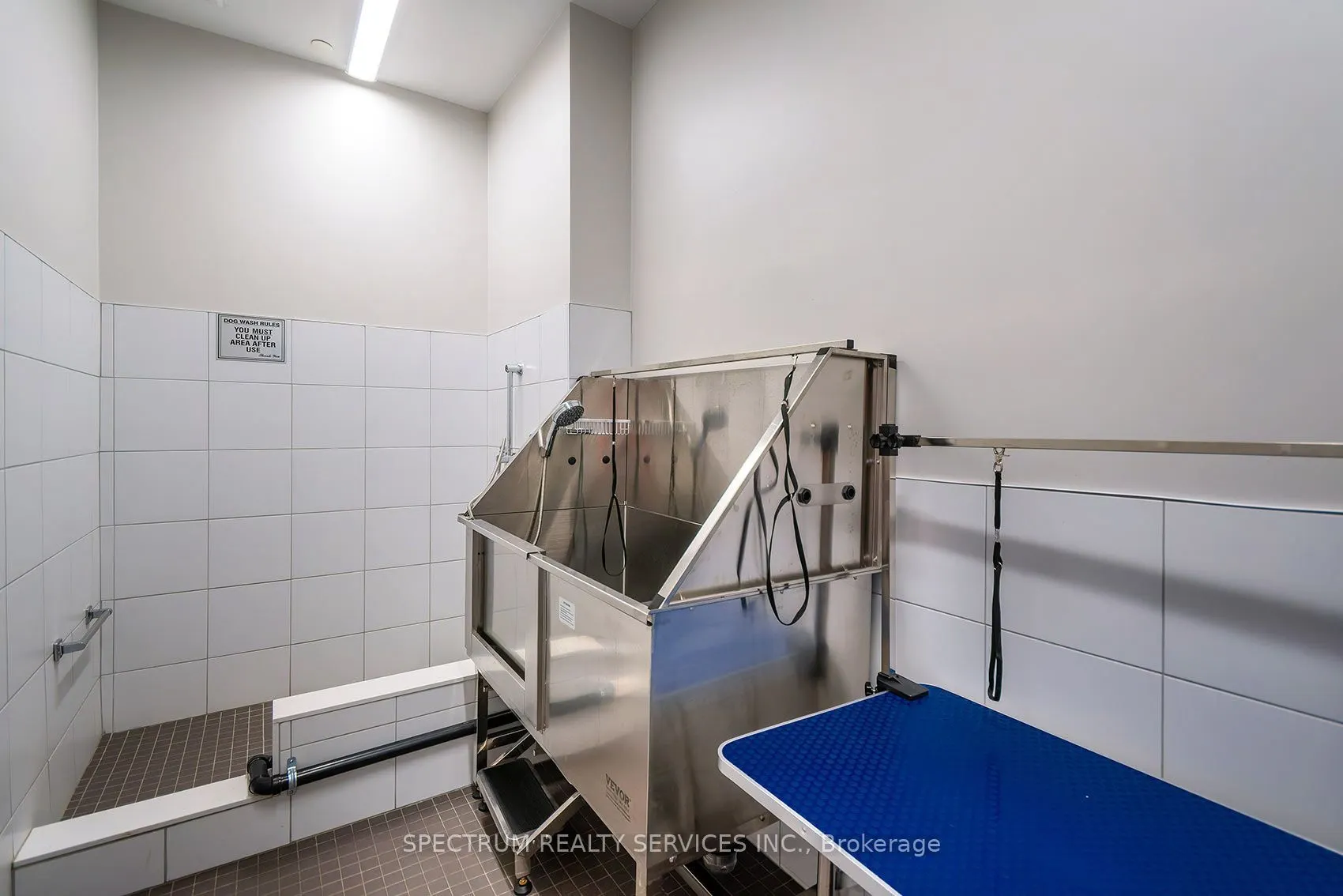 1461 Lawrence Avenue #307