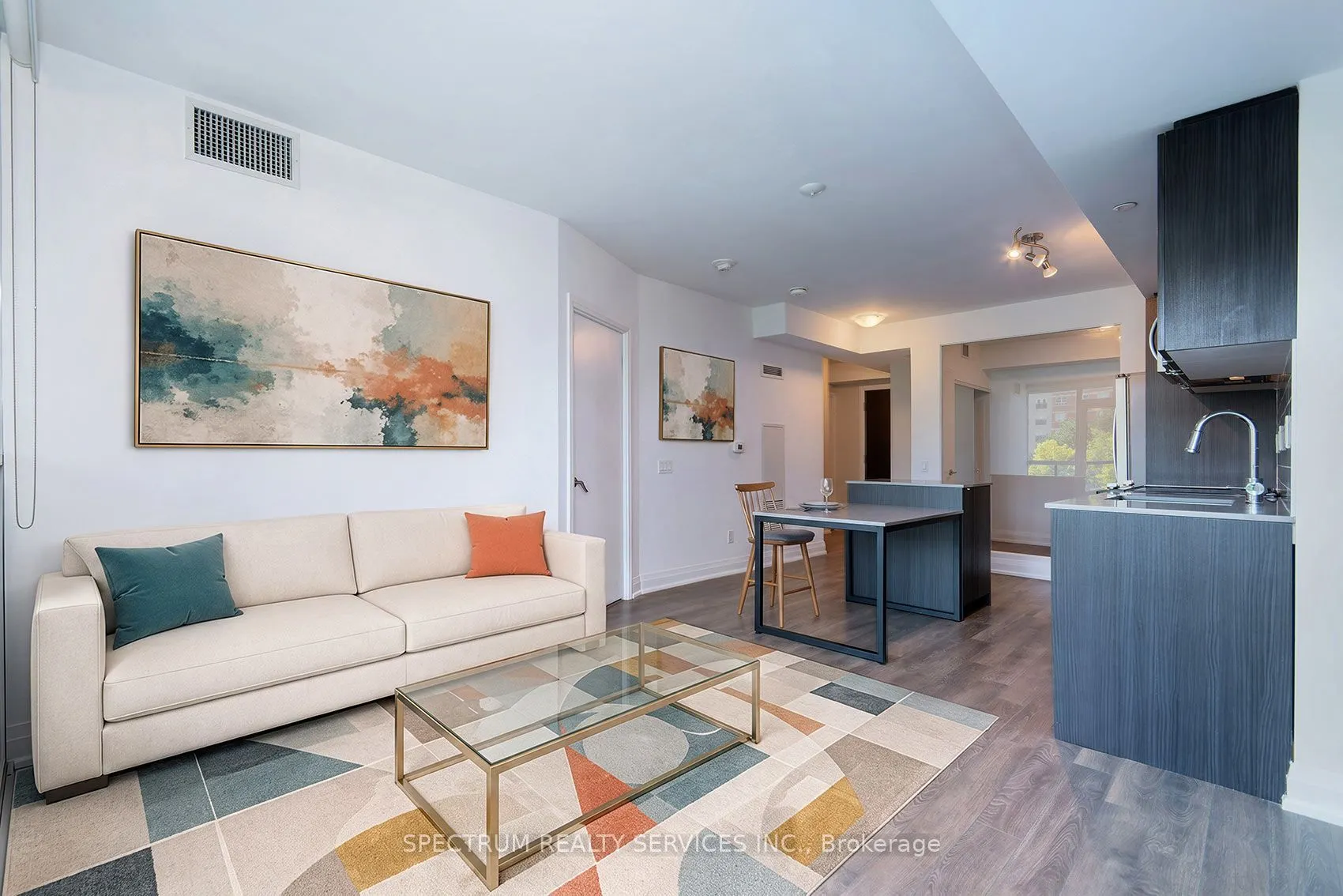 1461 Lawrence Avenue #307