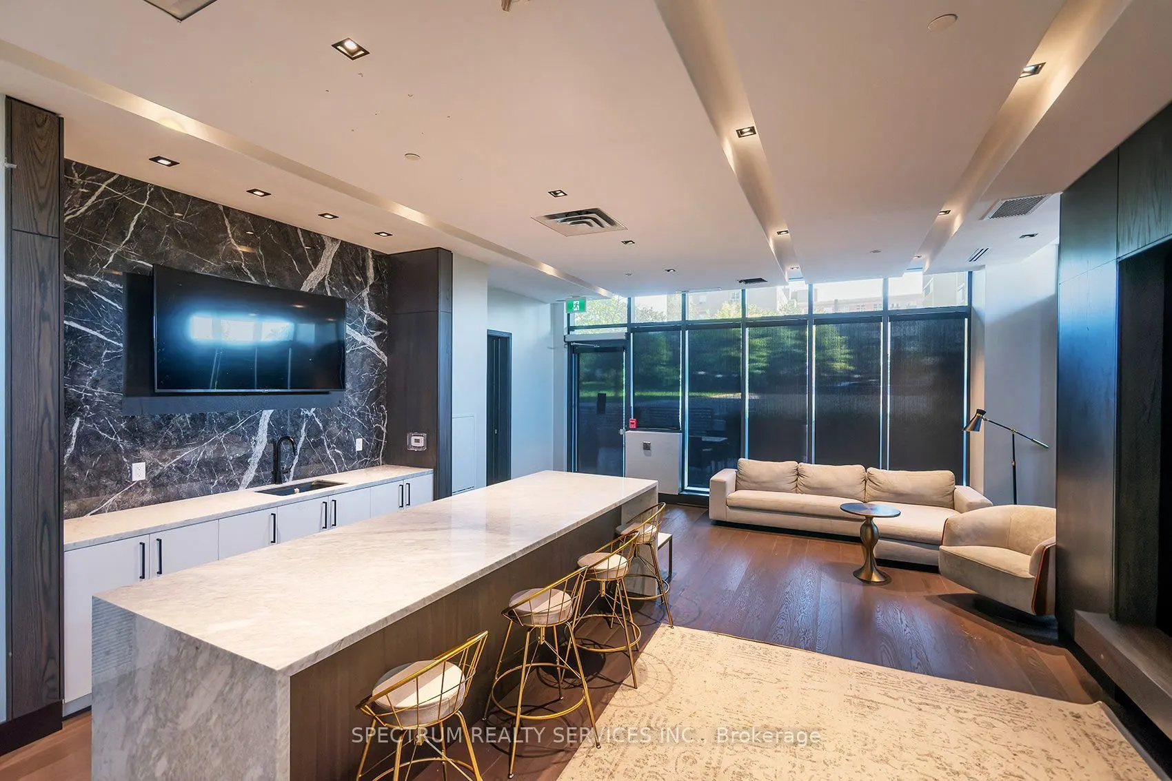 1461 Lawrence Avenue #307