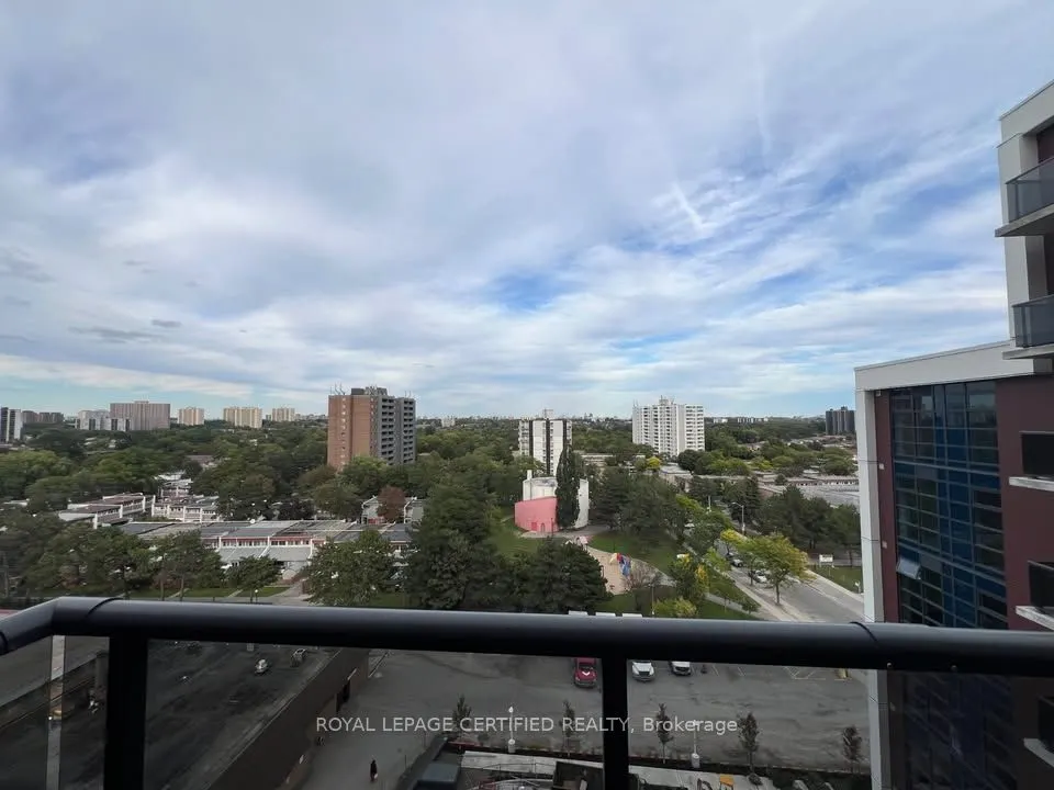 2825 Jane Street #818