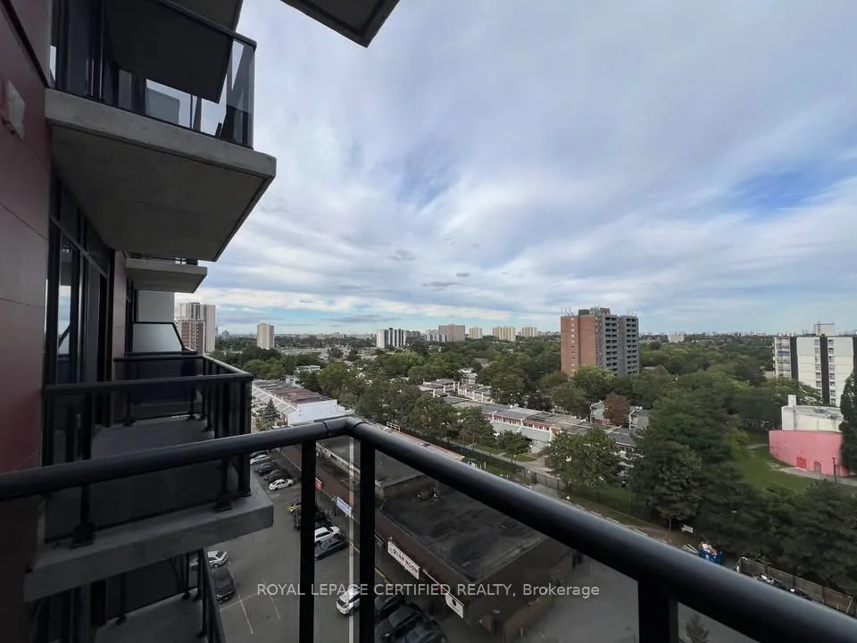 2825 Jane Street #818
