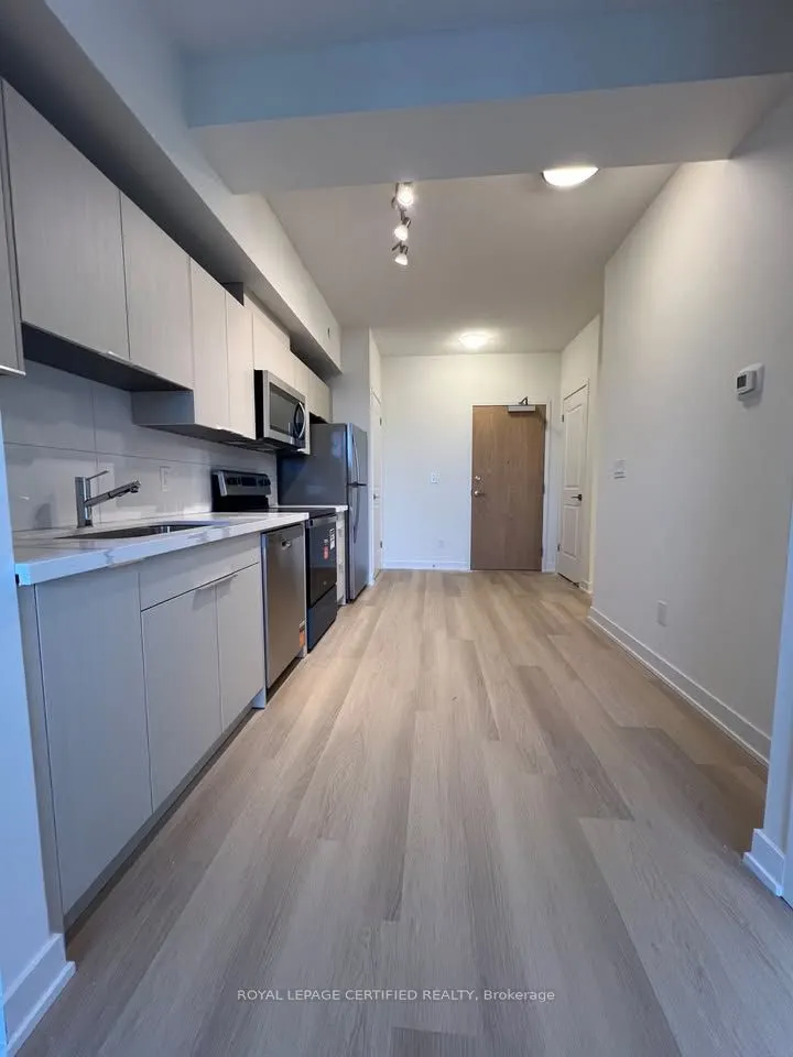 2825 Jane Street #818