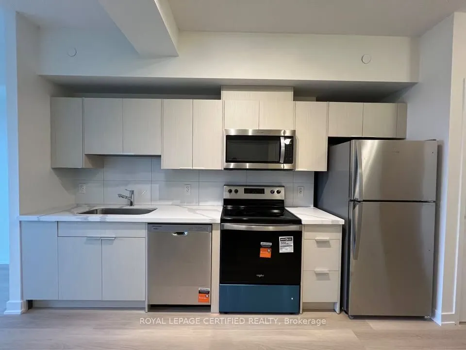 2825 Jane Street #818