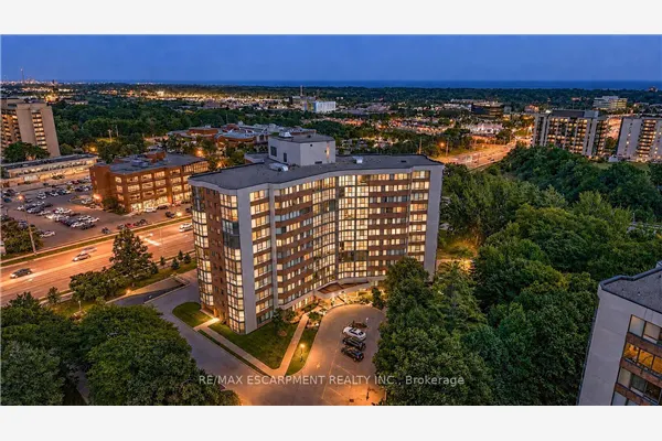 1230 Marlborough Court #202