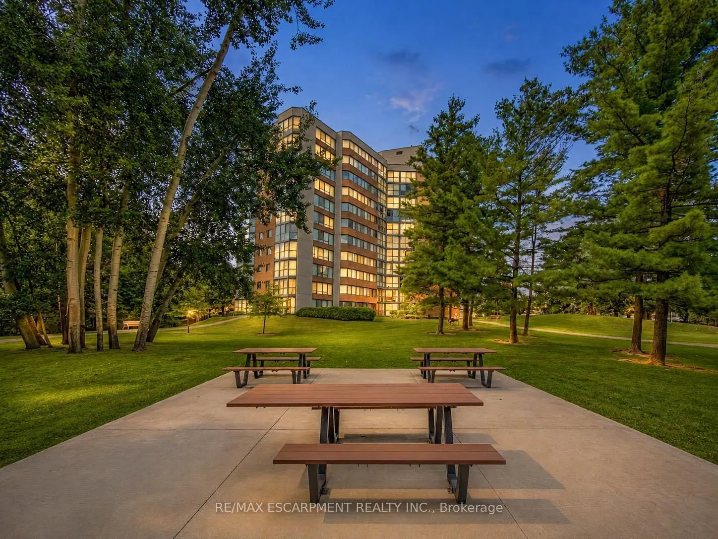 1230 Marlborough Court #202