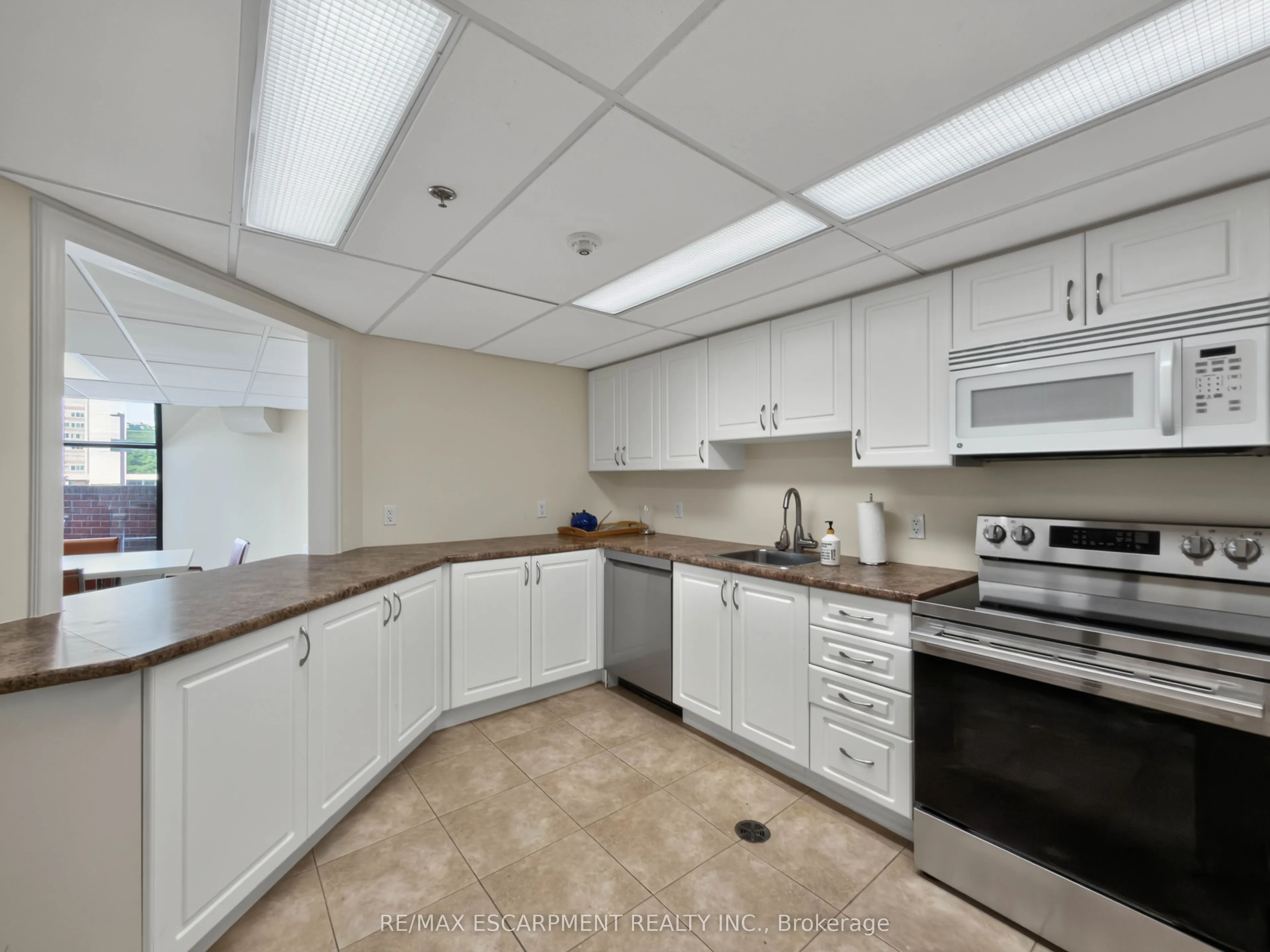 1230 Marlborough Court #202