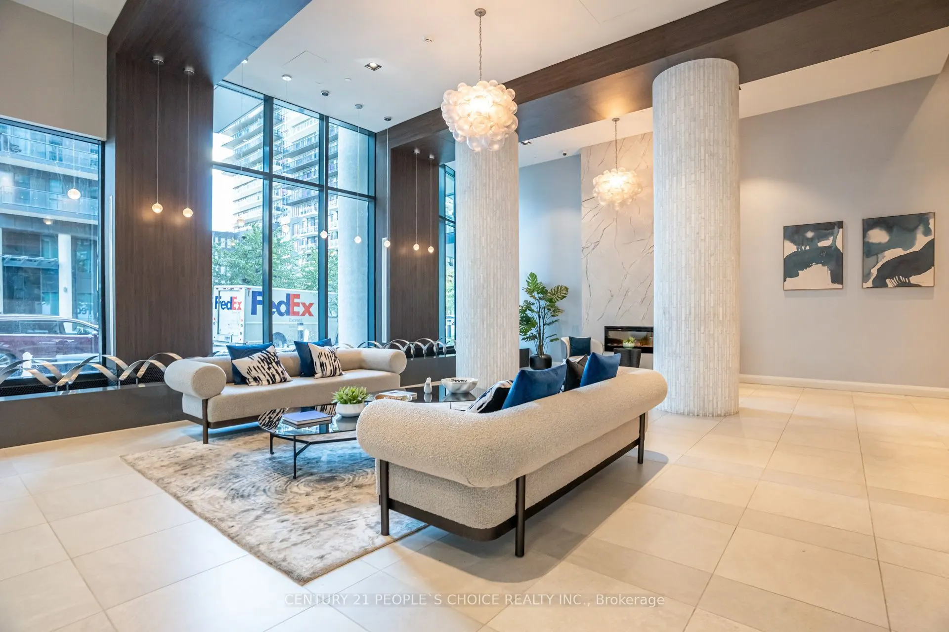 38 annie craig Drive #4401