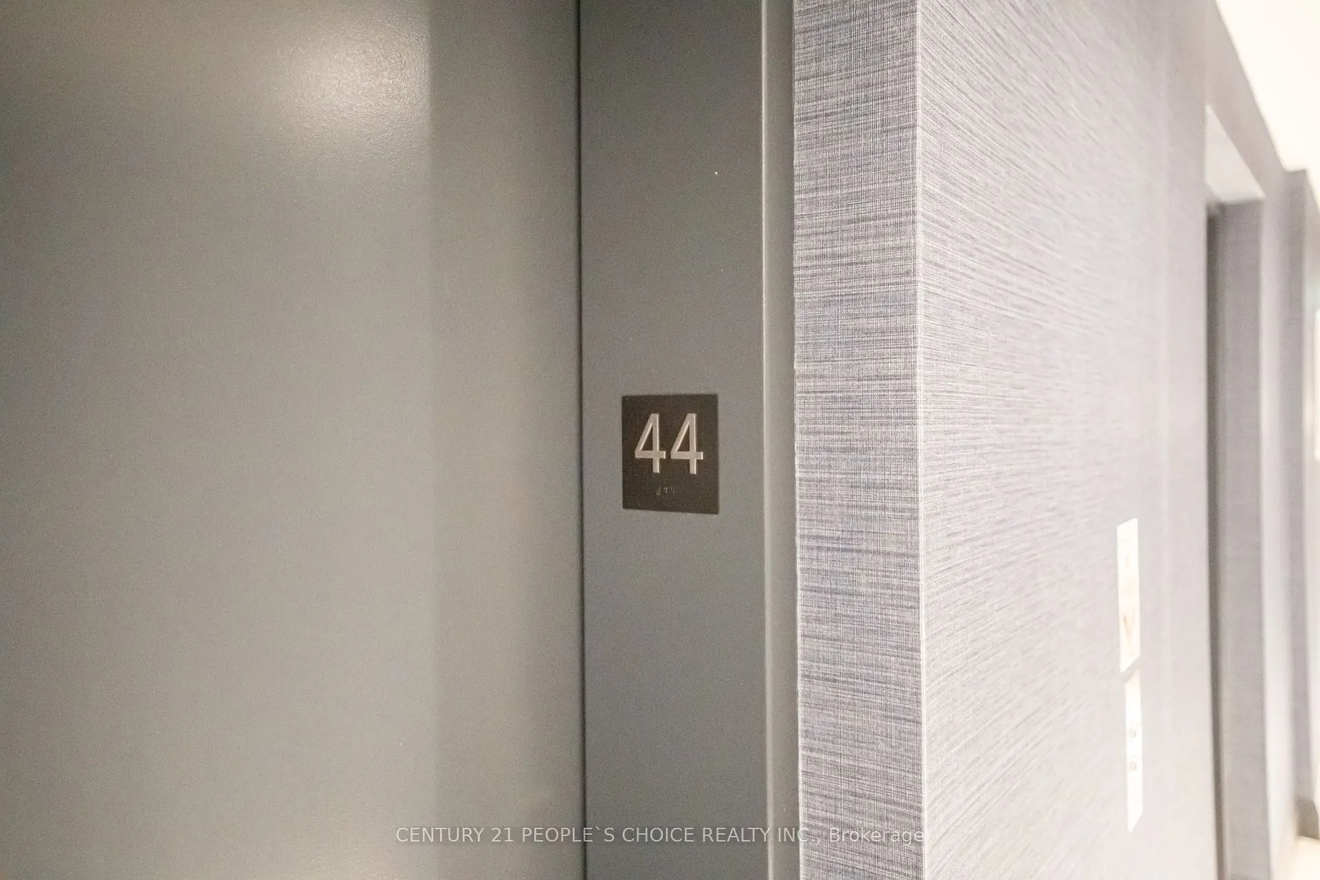 38 annie craig Drive #4401
