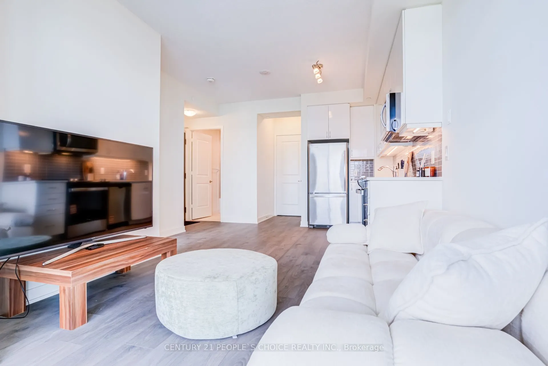 38 annie craig Drive #4401