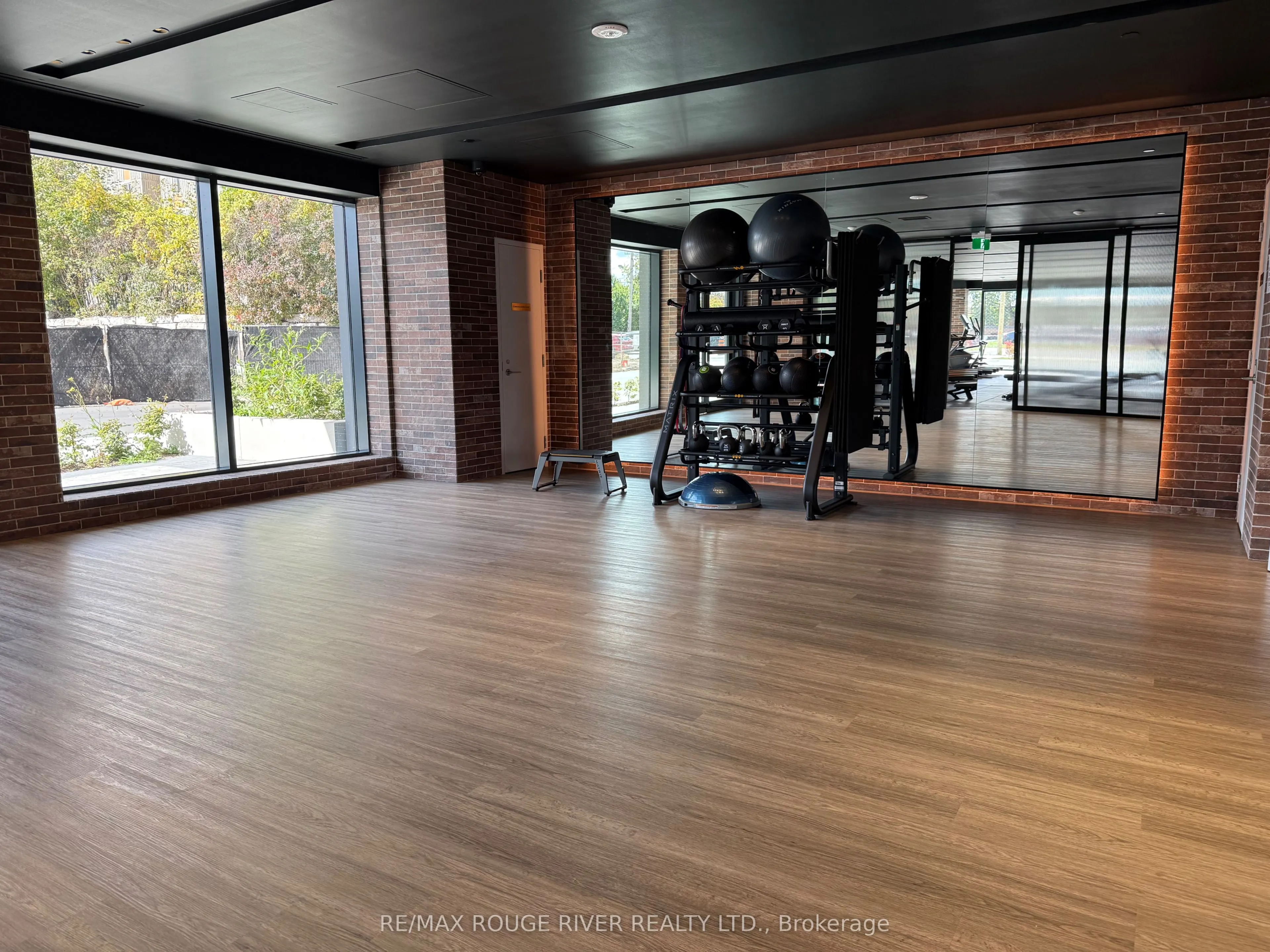 4010 Eglinton Avenue W #2616
