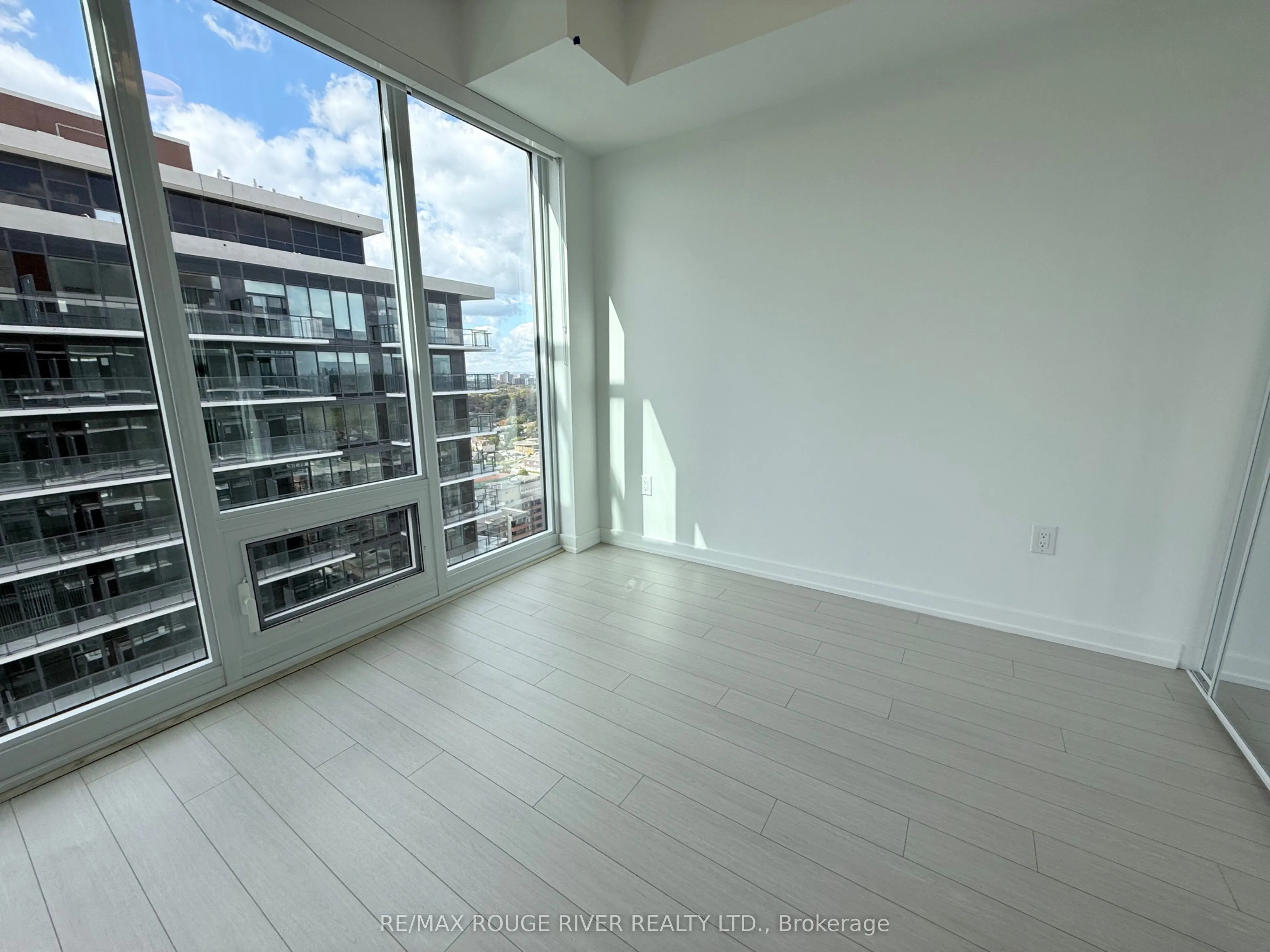 4010 Eglinton Avenue W #2616
