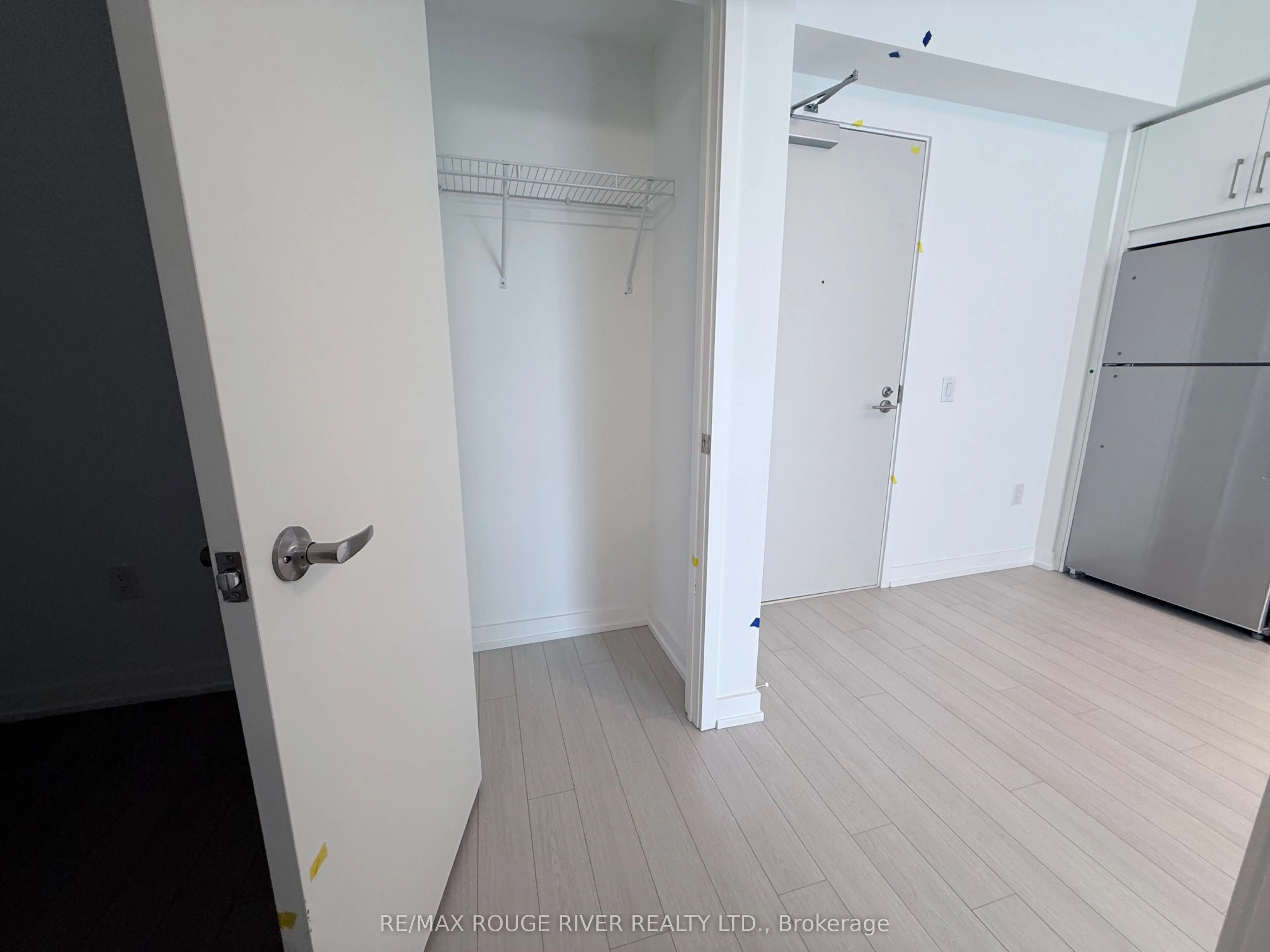 4010 Eglinton Avenue W #2616