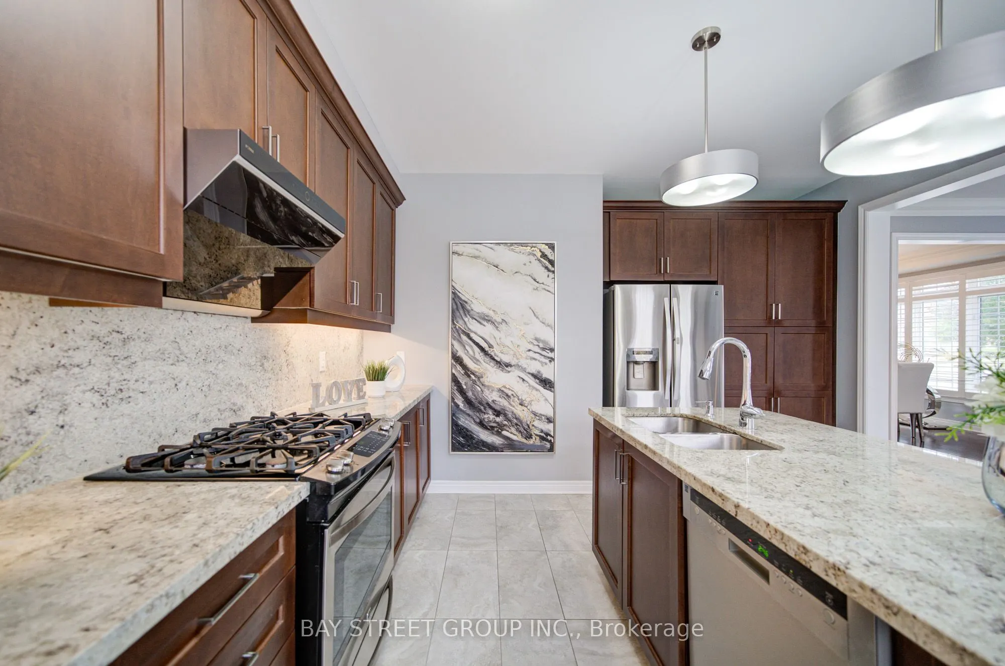 382 Begonia Gardens