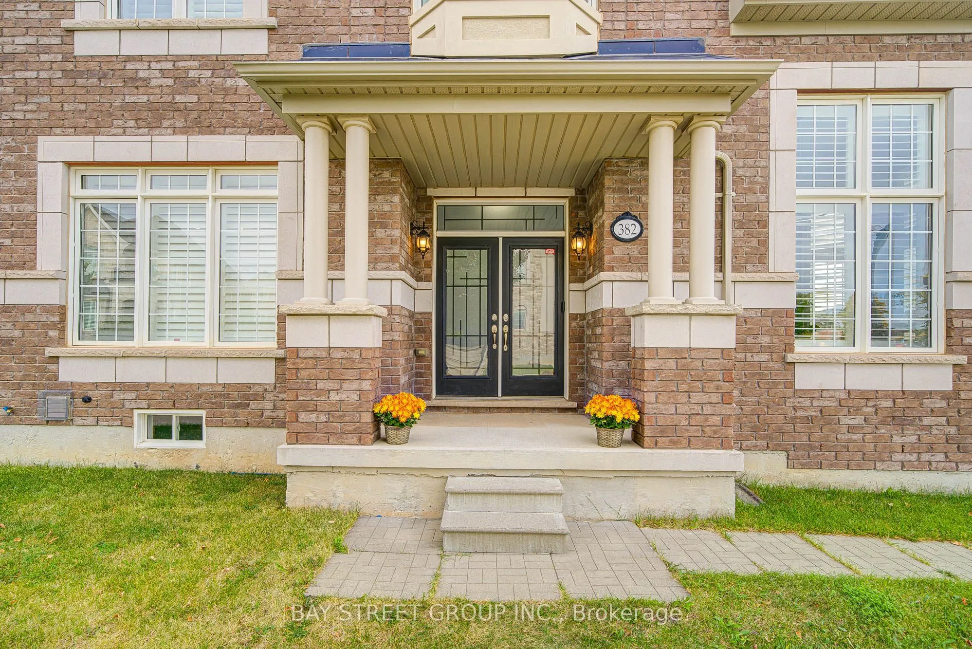 382 Begonia Gardens
