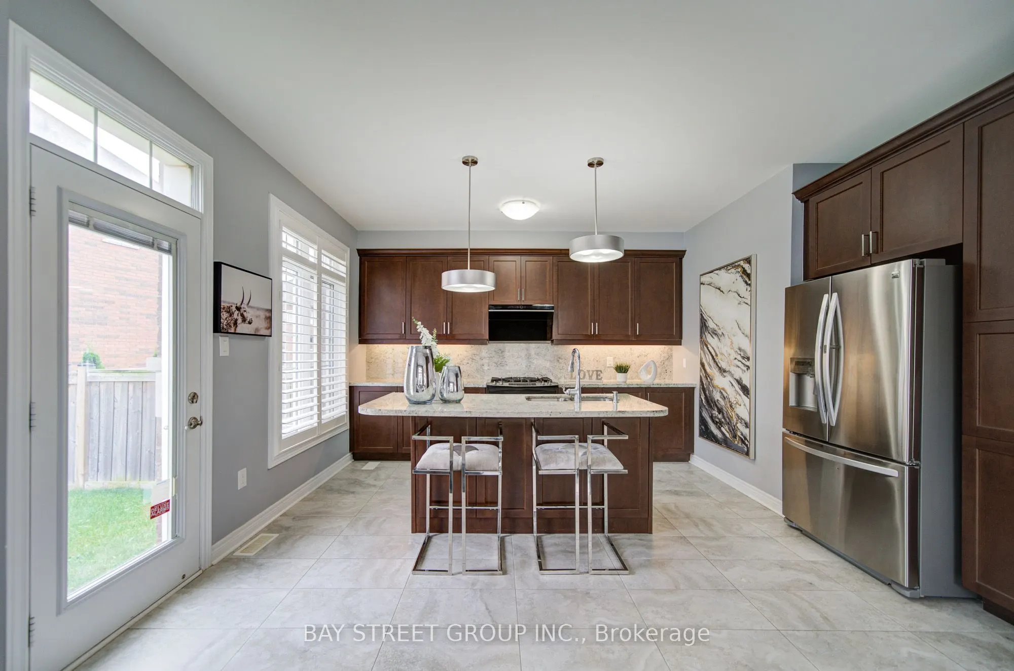382 Begonia Gardens