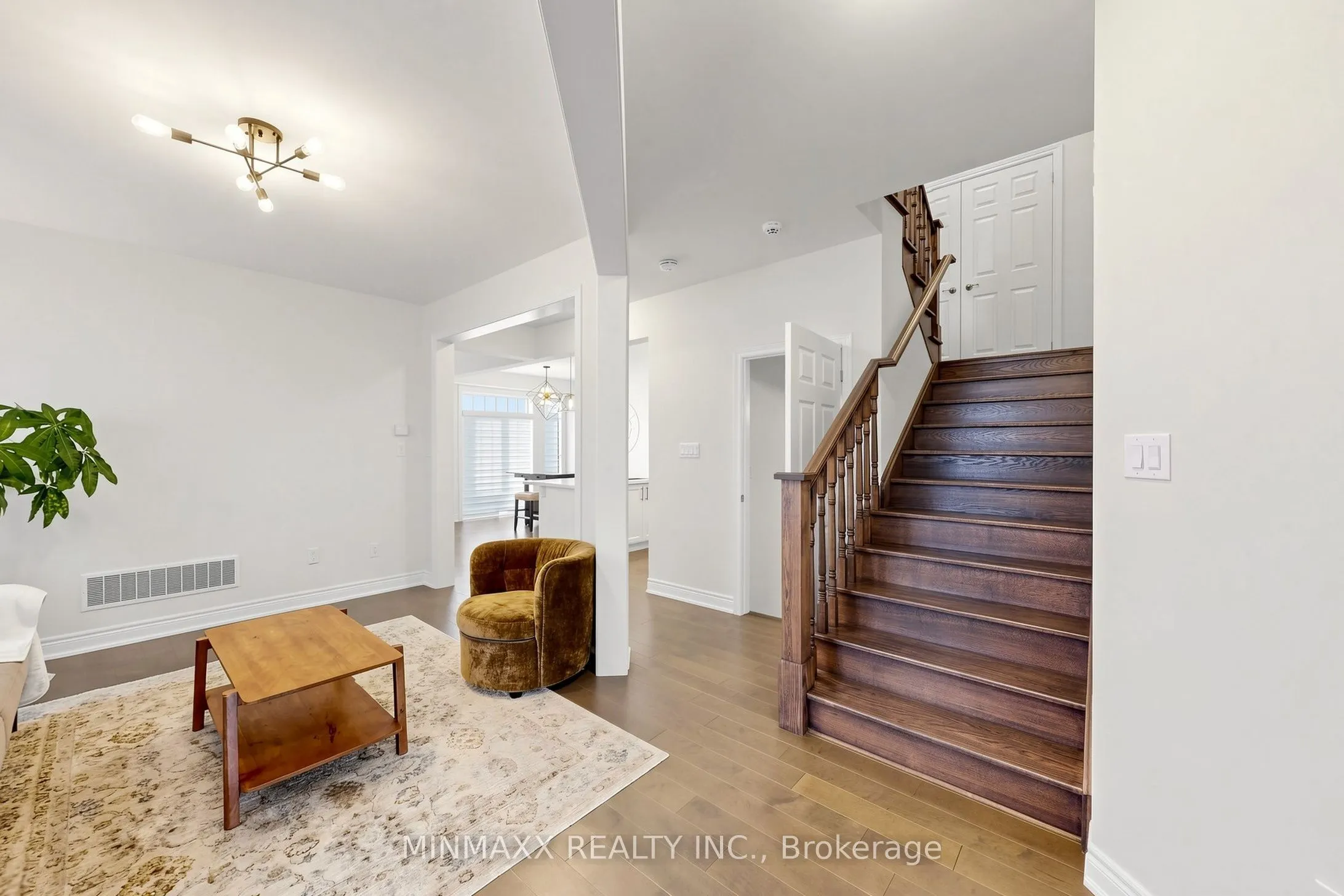 26 Walworth Street