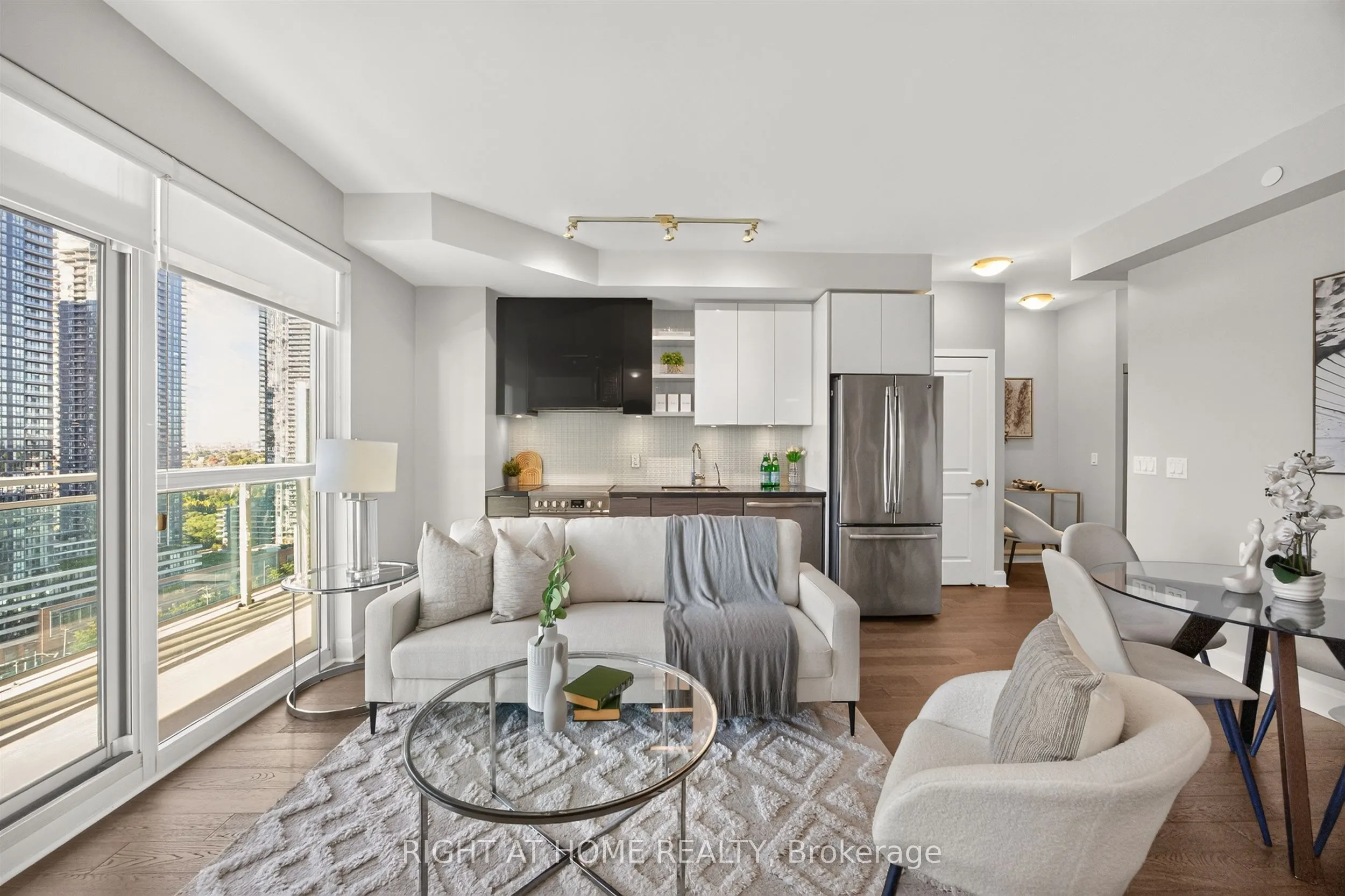 33 Shore Breeze Drive #1801