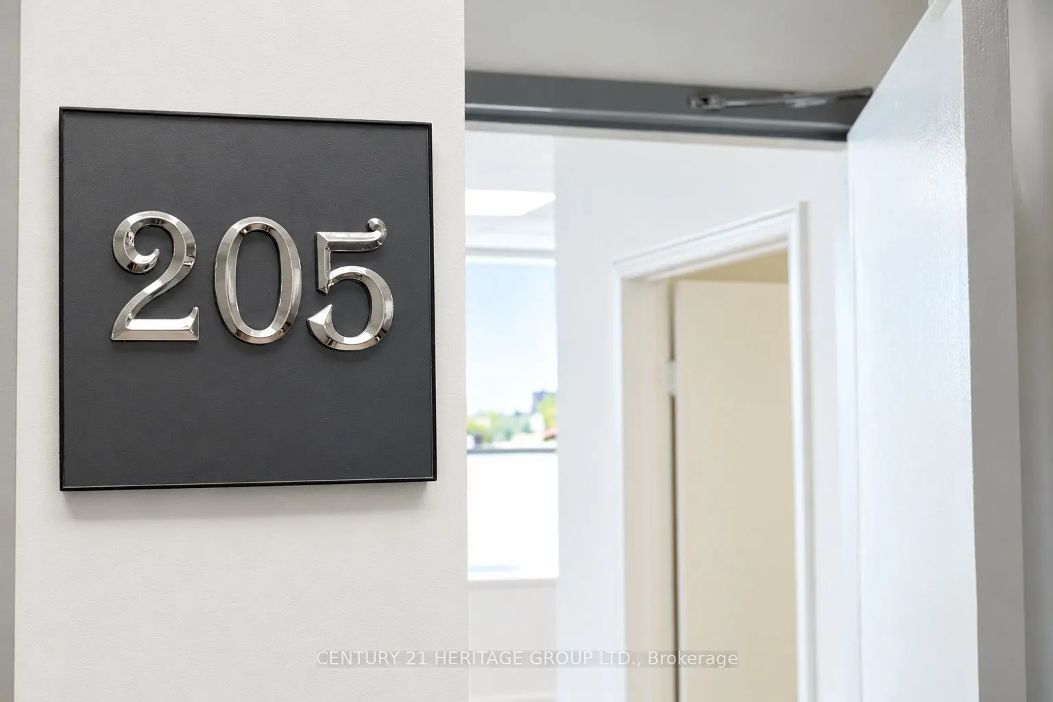 4544 Dufferin Street #205